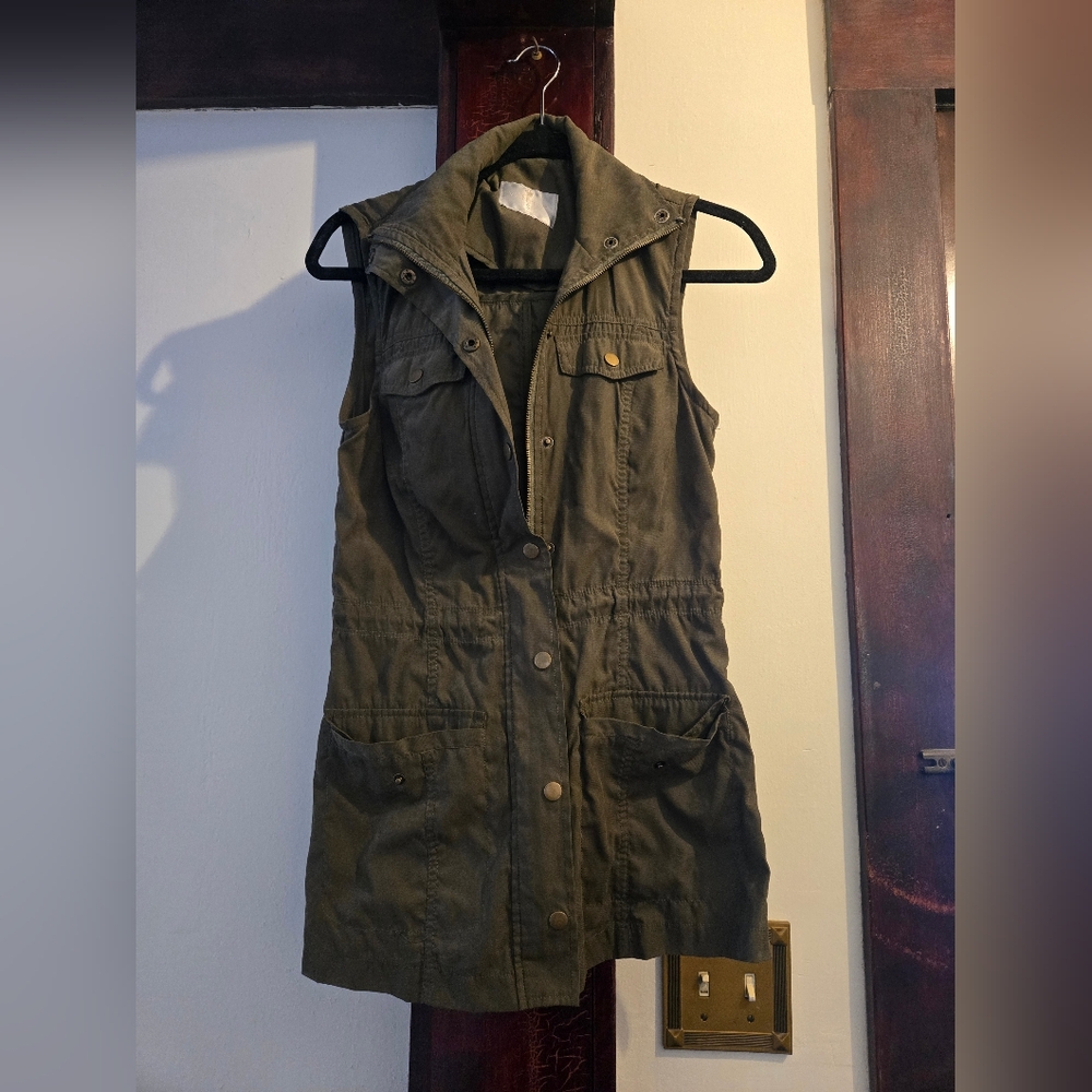 Hunter Green Vest